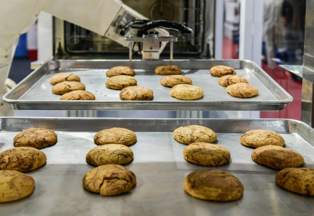 robots and food